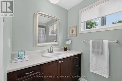 6100 Vineyard Drive Ottawa ON K1C 2K2