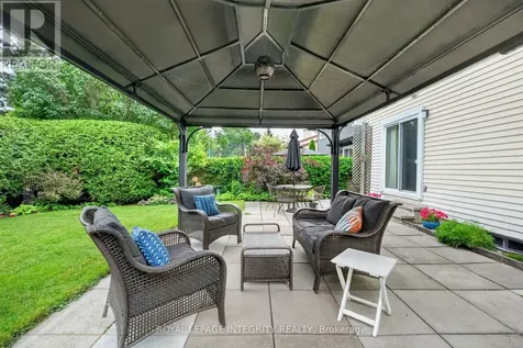6100 Vineyard Drive Ottawa ON K1C 2K2