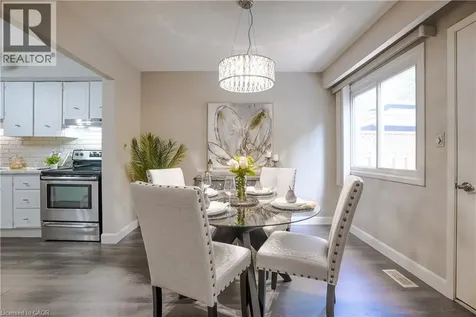 90 St. Andrews Drive Hamilton ON L8K 6H4