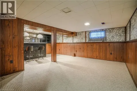 90 St. Andrews Drive Hamilton ON L8K 6H4
