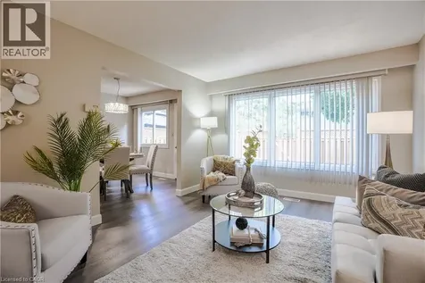 90 St. Andrews Drive Hamilton ON L8K 6H4