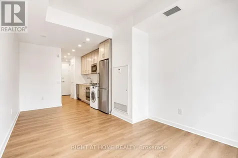 60 Springhurst Avenue Ottawa ON K1S 5V7