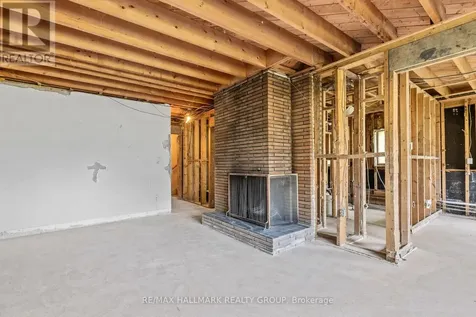 492 Vernon Avenue Ottawa ON K1K 1A6