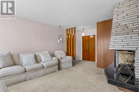 492 Vernon Avenue Ottawa ON K1K 1A6