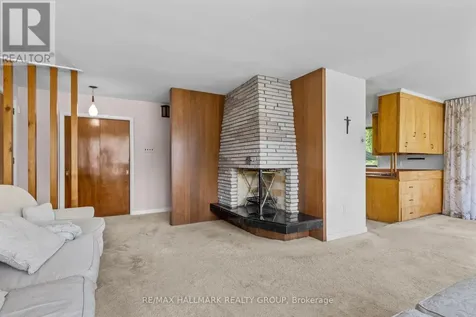 492 Vernon Avenue Ottawa ON K1K 1A6