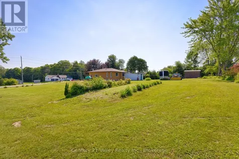 2935 Burnstown Road Horton ON K7V 3Z4