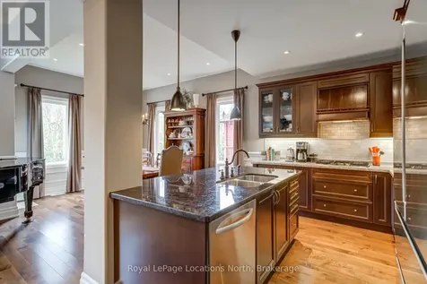 39 Hughes Street Collingwood ON L9Y 0W7