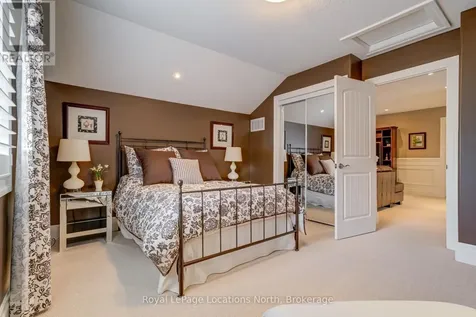 39 Hughes Street Collingwood ON L9Y 0W7