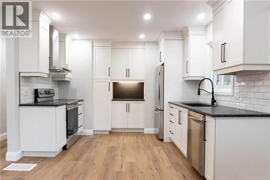 58 Perth Road Kitchener ON N2M 3G5