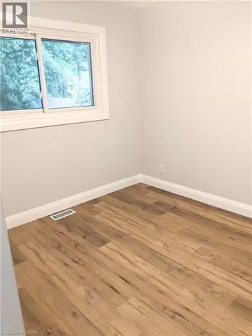 58 Perth Road Kitchener ON N2M 3G5