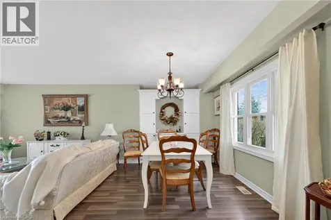 24 Lakeside Place East Port Colborne ON L3K 6B1