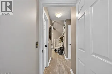 24 Lakeside Place East Port Colborne ON L3K 6B1