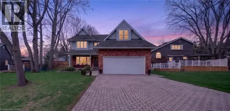 24 Lakeside Place East Port Colborne ON L3K 6B1