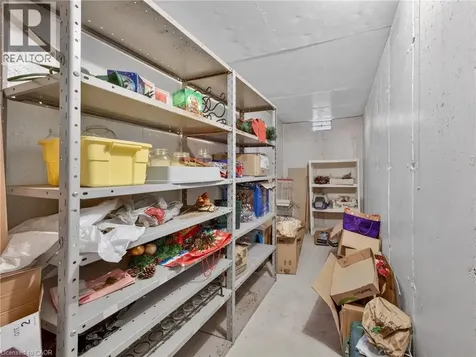 24 Lakeside Place East Port Colborne ON L3K 6B1