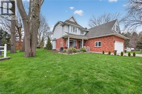 24 Lakeside Place East Port Colborne ON L3K 6B1