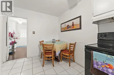 5188 Wyandotte St Street Windsor ON N8S 1L2