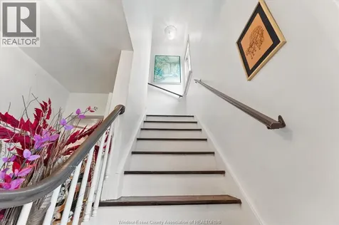 5188 Wyandotte St Street Windsor ON N8S 1L2
