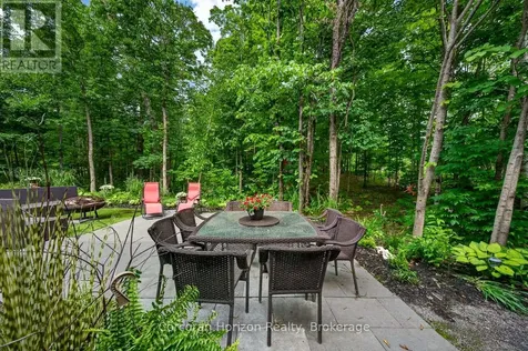 9 Silver Birch Circle North Mckellar ON P2A 0B5