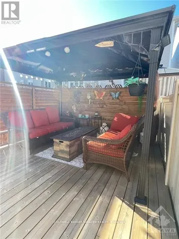 349 Meadowbreeze Drive Ottawa ON K2M 0K3