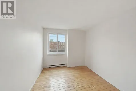 222 Guigues Avenue Ottawa ON K1N 5J2
