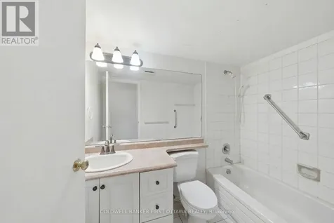 222 Guigues Avenue Ottawa ON K1N 5J2