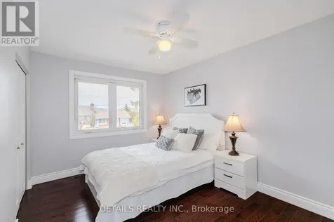 7 Kerry Crescent Ottawa ON K2E 5V7