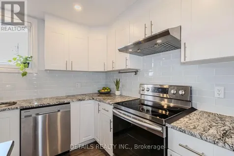 7 Kerry Crescent Ottawa ON K2E 5V7
