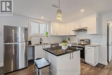 7 Kerry Crescent Ottawa ON K2E 5V7