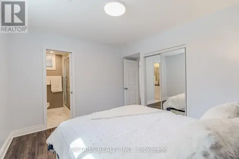 7 Kerry Crescent Ottawa ON K2E 5V7
