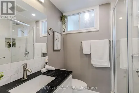 7 Kerry Crescent Ottawa ON K2E 5V7