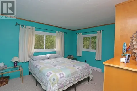 6386 Victoria Avenue Lambton Shores ON N0N 1J2