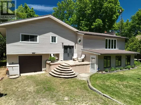 6386 Victoria Avenue Lambton Shores ON N0N 1J2