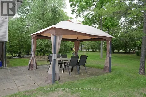 6386 Victoria Avenue Lambton Shores ON N0N 1J2