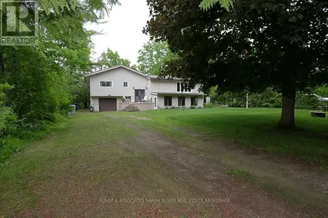 6386 Victoria Avenue Lambton Shores ON N0N 1J2