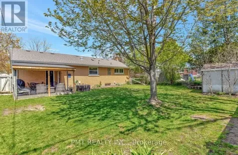 239 Royal Street Waterloo ON N2J 2J1