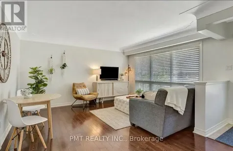 239 Royal Street Waterloo ON N2J 2J1