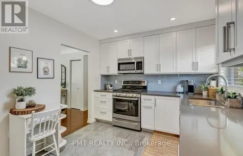 239 Royal Street Waterloo ON N2J 2J1