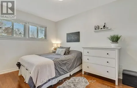 239 Royal Street Waterloo ON N2J 2J1