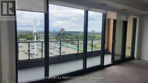 120 Eagle Rock Way Vaughan ON L6A 5C2