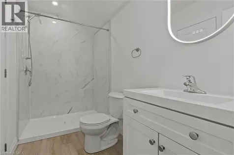 362 Gatfield Avenue Welland ON L3B 5B2
