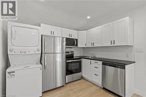 362 Gatfield Avenue Welland ON L3B 5B2