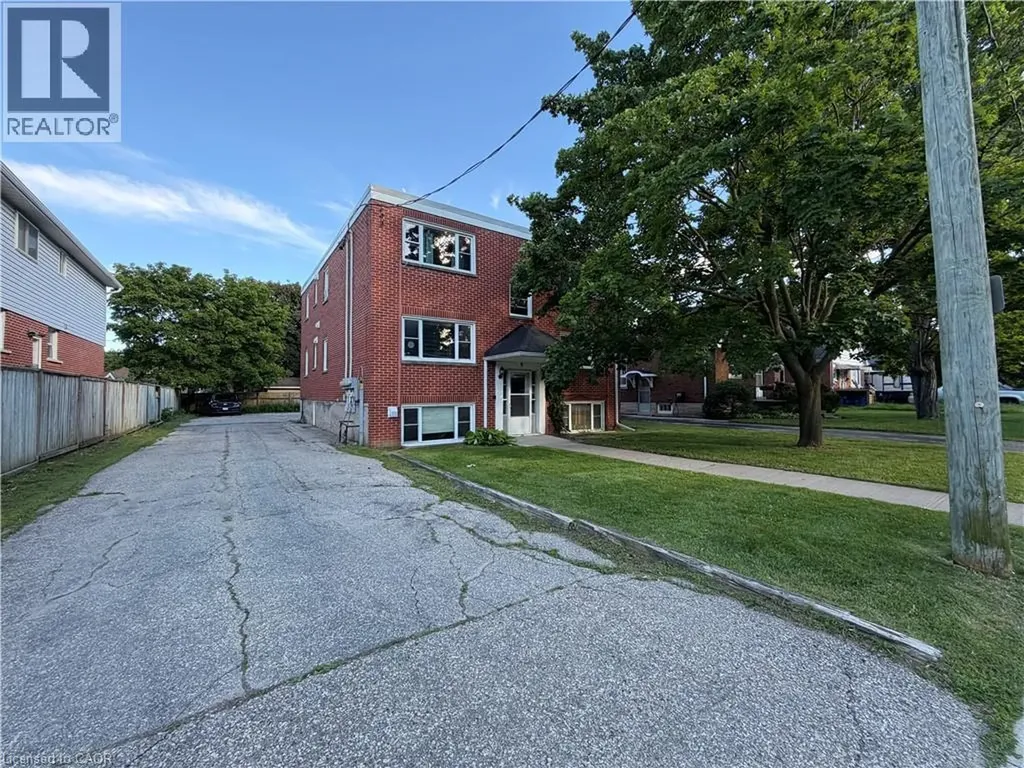 9 Martin Avenue Cambridge ON N1R 3A3