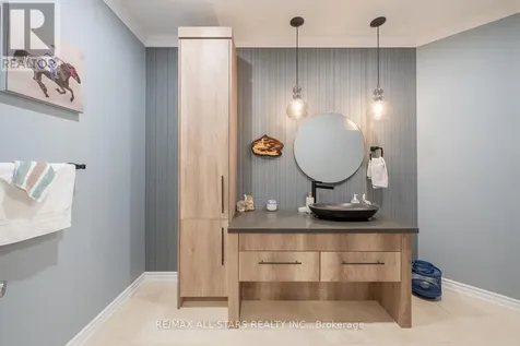 64 Woodbridge Circle Scugog ON L9L 2A9