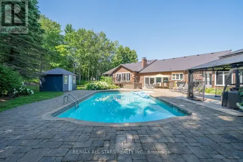 64 Woodbridge Circle Scugog ON L9L 2A9
