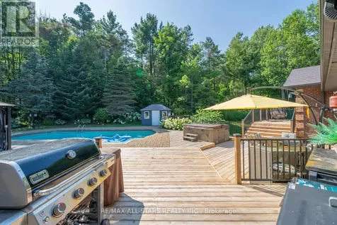 64 Woodbridge Circle Scugog ON L9L 2A9