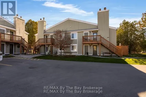 19 Dawson Drive Collingwood ON L9Y 5B4