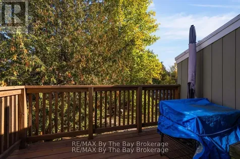 19 Dawson Drive Collingwood ON L9Y 5B4