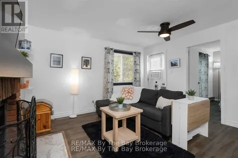 19 Dawson Drive Collingwood ON L9Y 5B4