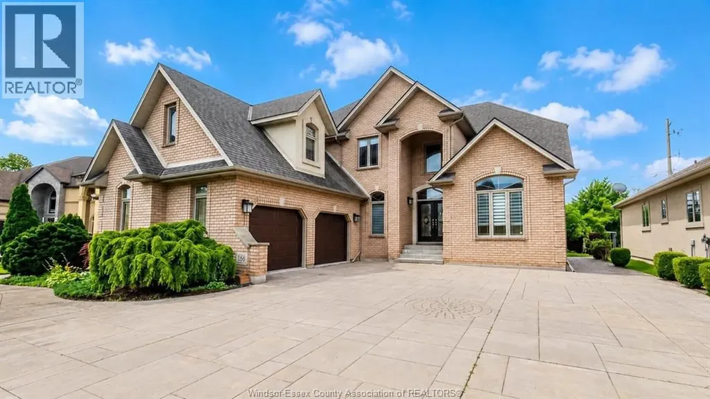 380 Shoreview Circle Windsor ON N8P 1M7