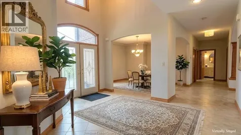 380 Shoreview Circle Windsor ON N8P 1M7